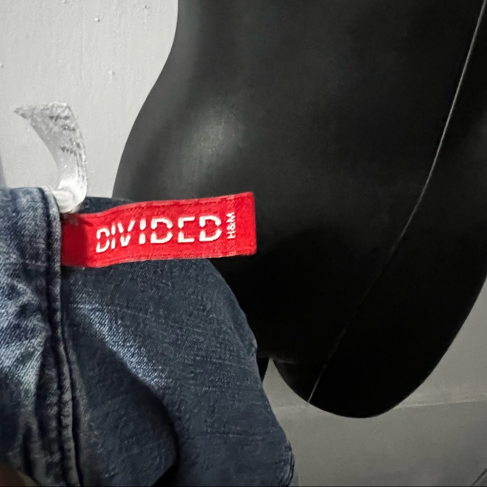 Blue Jean button down 👚 - Picture 4 of 5